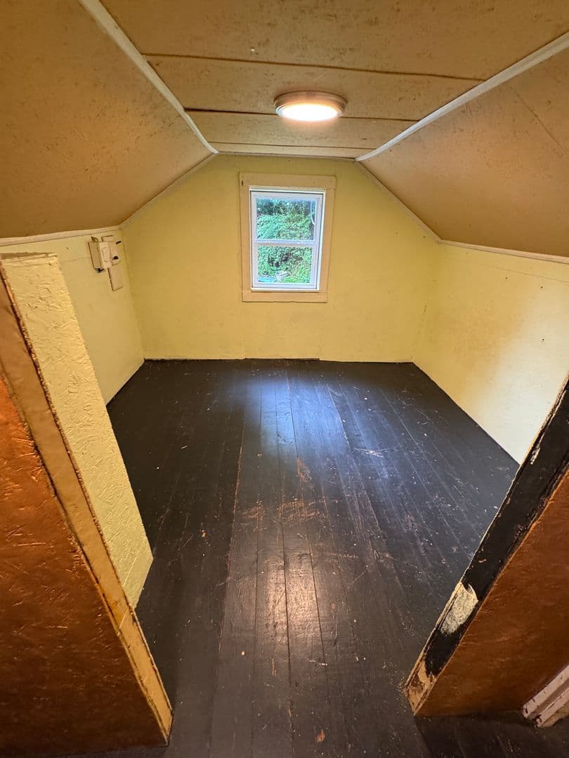 Elk Park House: 150 Smith Street