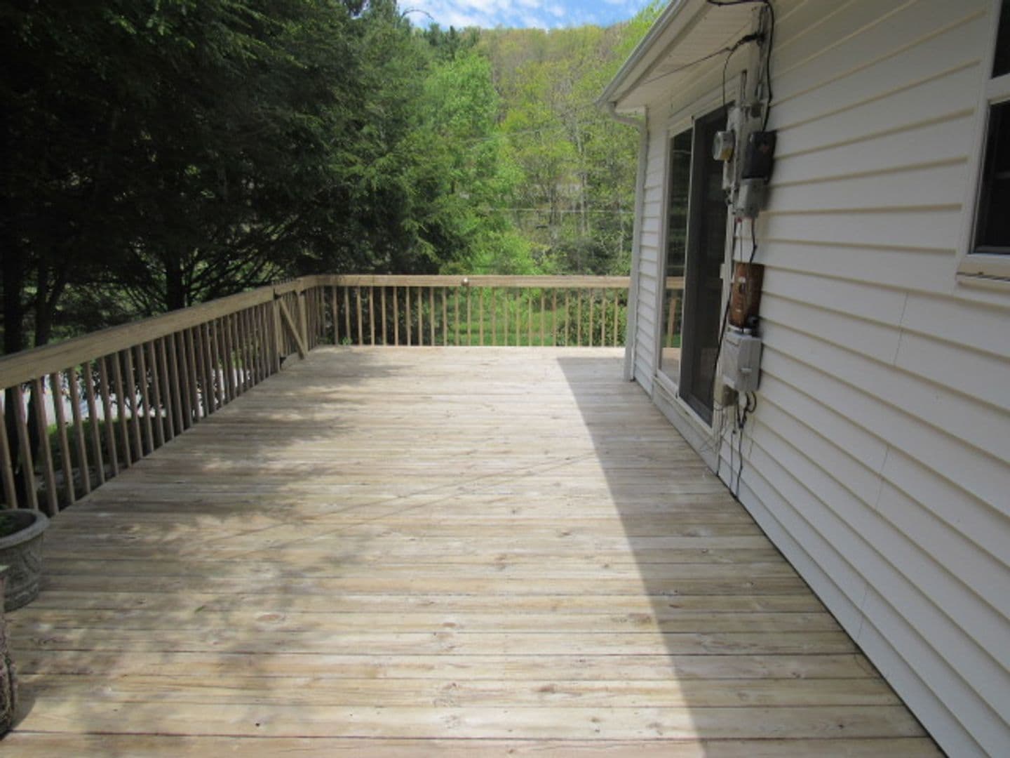 Blowing Rock House: 726 Middle Fork Road