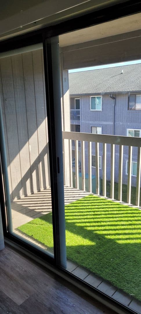 Boone Apartment: 475 Meadowview Drive