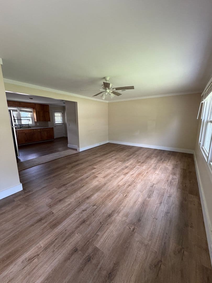 Blowing Rock Apartment: 401 Ransom Street