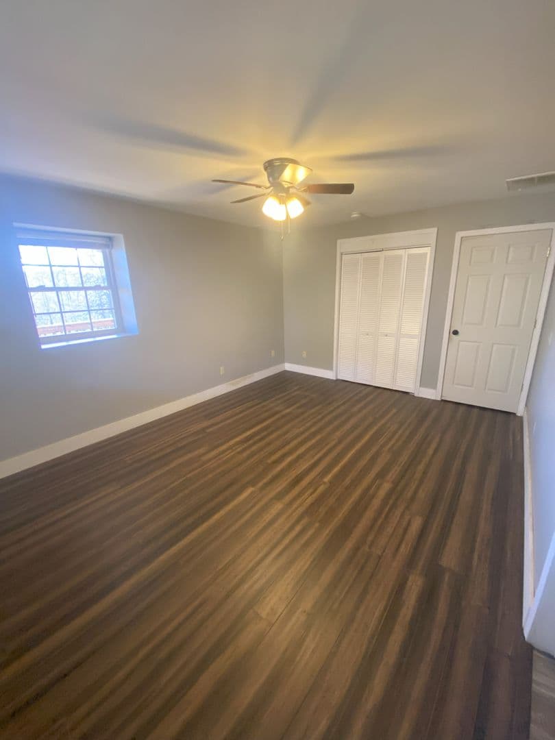 Deep Gap Apartment: 167 Wagon Wheel Lane