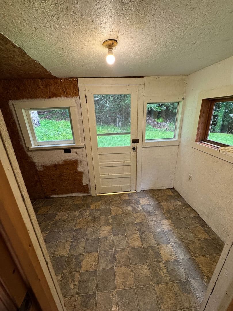 Elk Park House: 150 Smith Street