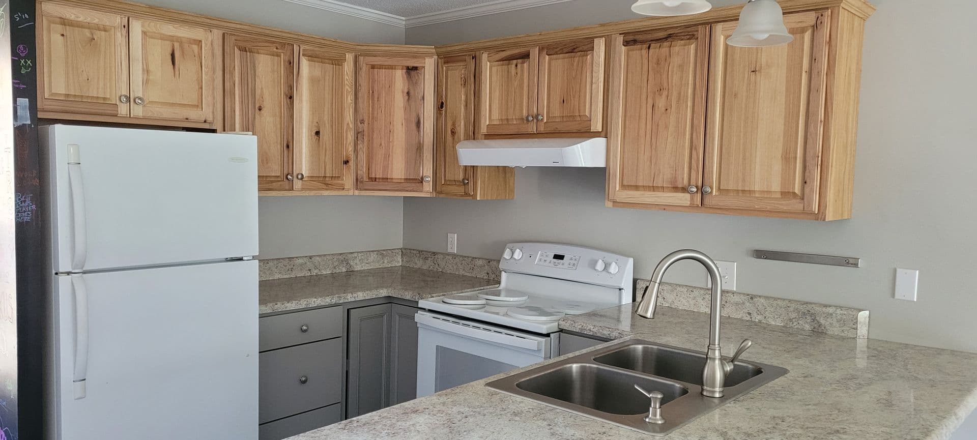 Boone Apartment: 475 Meadowview Drive