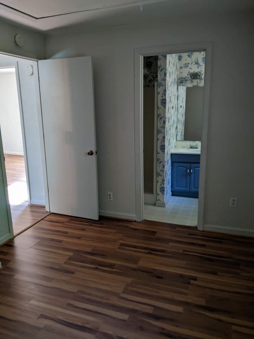 Blowing Rock House: 726 Middle Fork Road