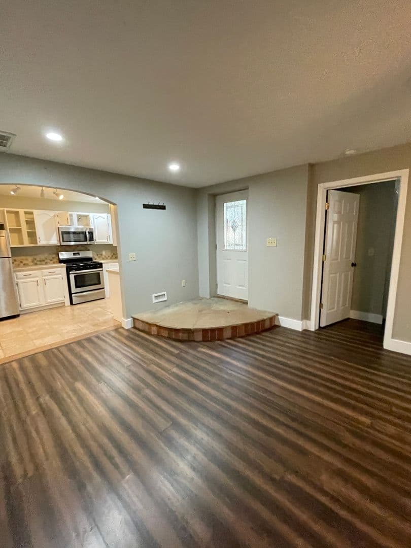 Deep Gap Apartment: 167 Wagon Wheel Lane