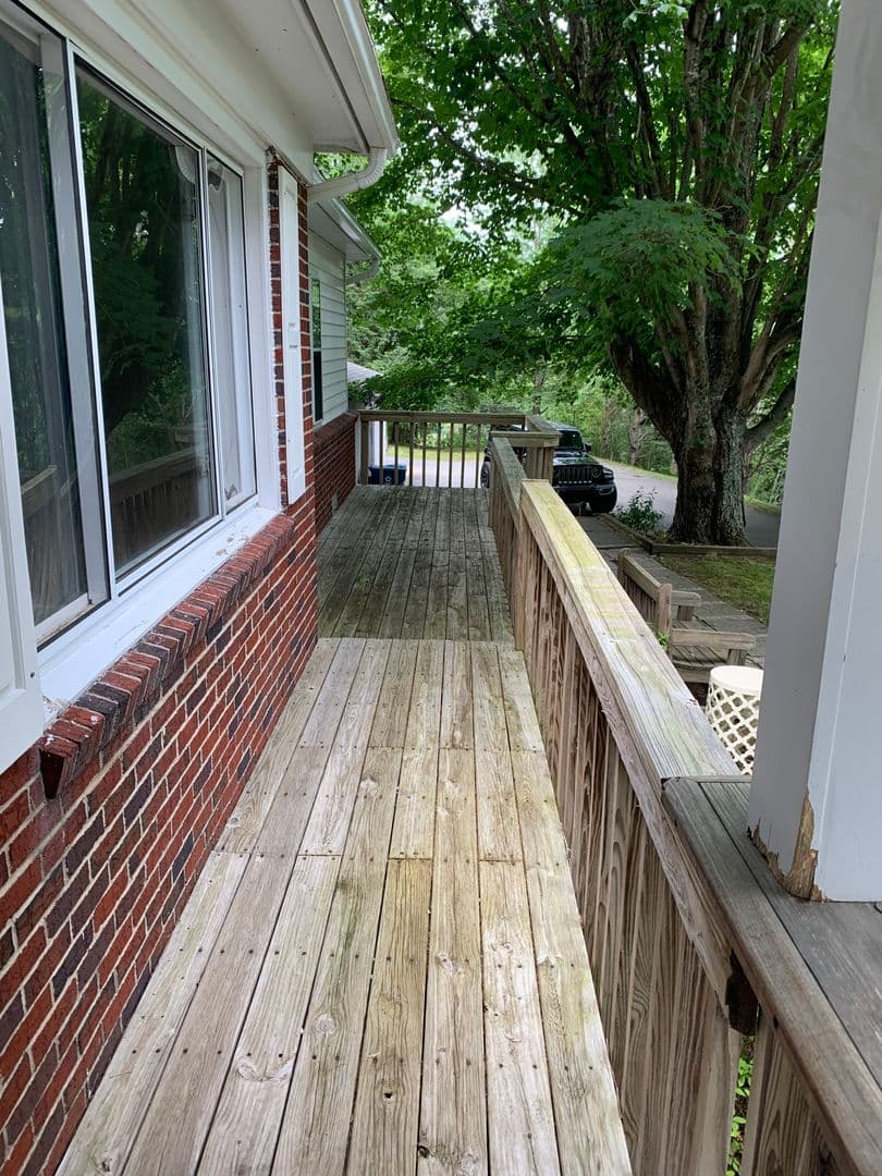 Boone House: 181 Jordan Drive