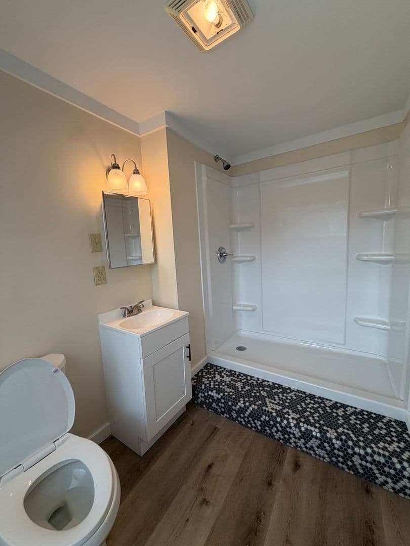 Blowing Rock Apartment: 401 Ransom Street