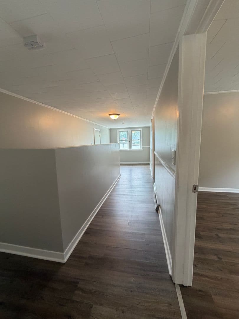 Boone House: 196 Perkinsville Drive