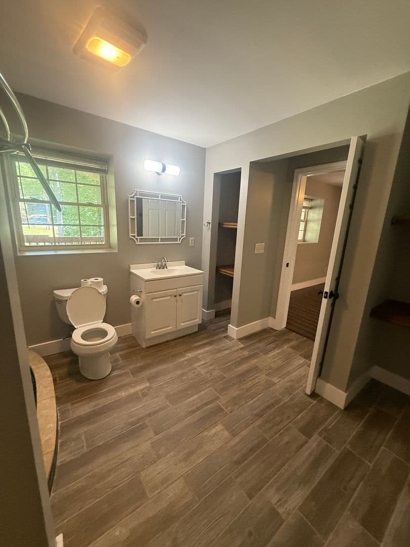 Deep Gap Apartment: 167 Wagon Wheel Lane