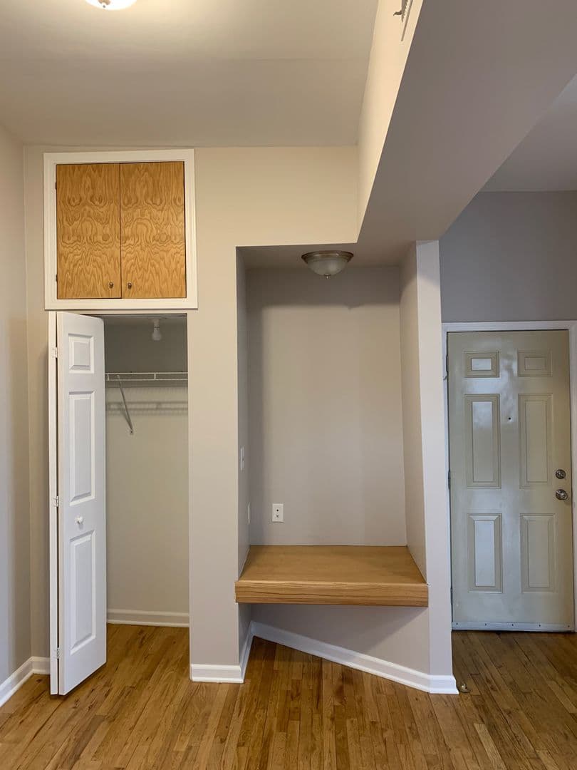 Chicago Apartment: 2249 W. 21st Street