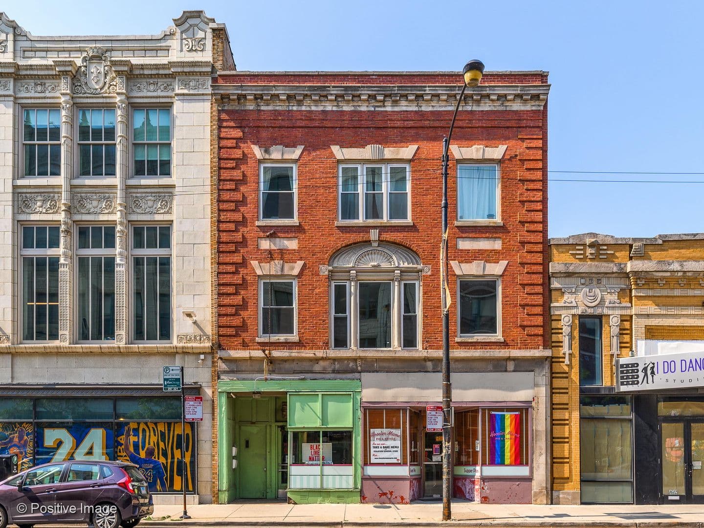 Chicago Apartment: 1618 W Chicago