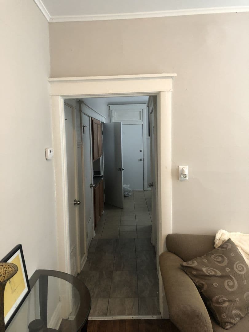 Chicago Apartment: 1920 W. 21st Place