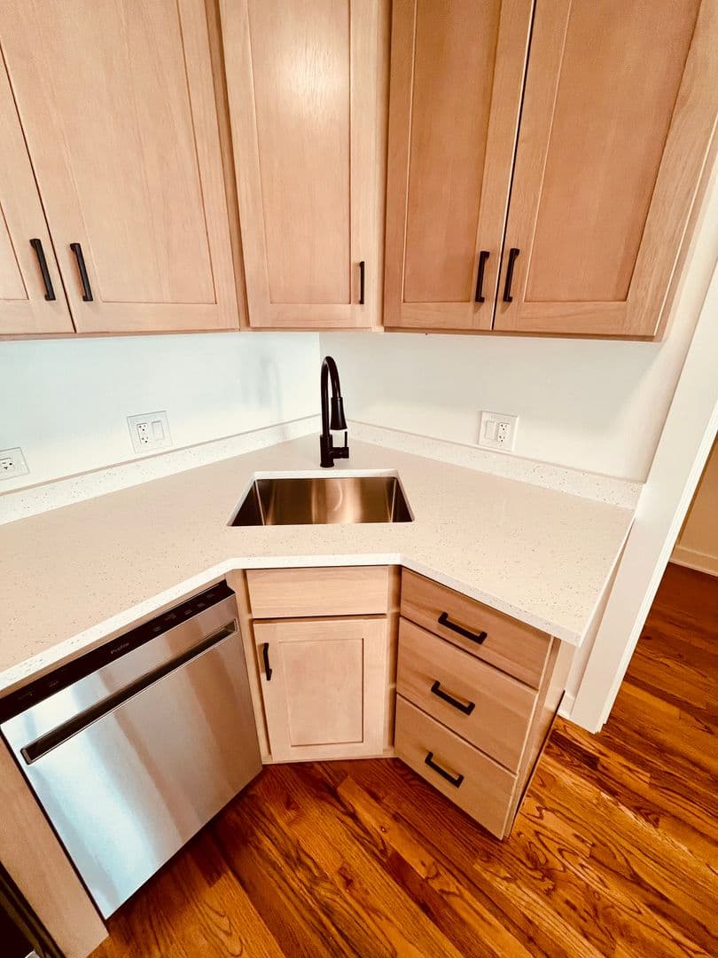 Chicago Apartment: 2306 N. Hoyne