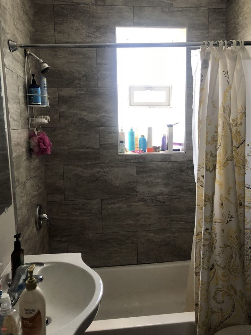 Chicago Apartment: 1920 W. 21st Place
