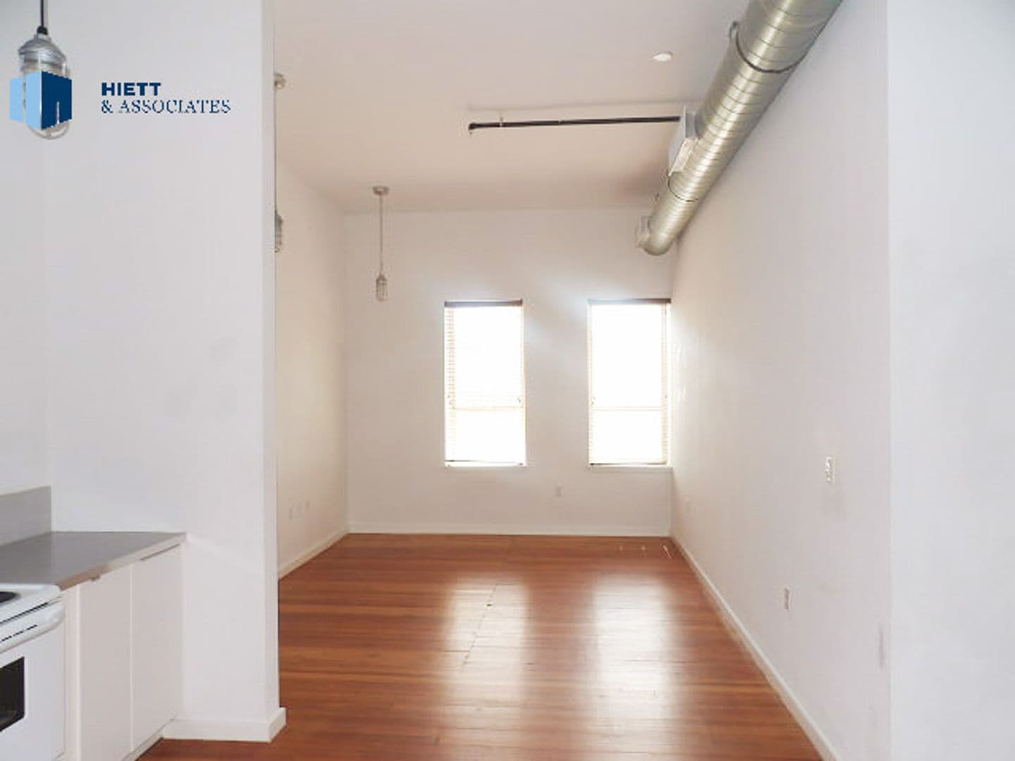 El Paso Apartment: 120 S. Stanton St.