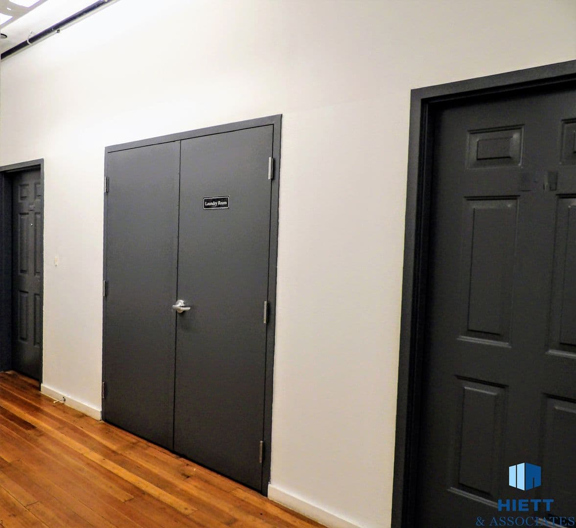 El Paso Apartment: 120 S. Stanton St.