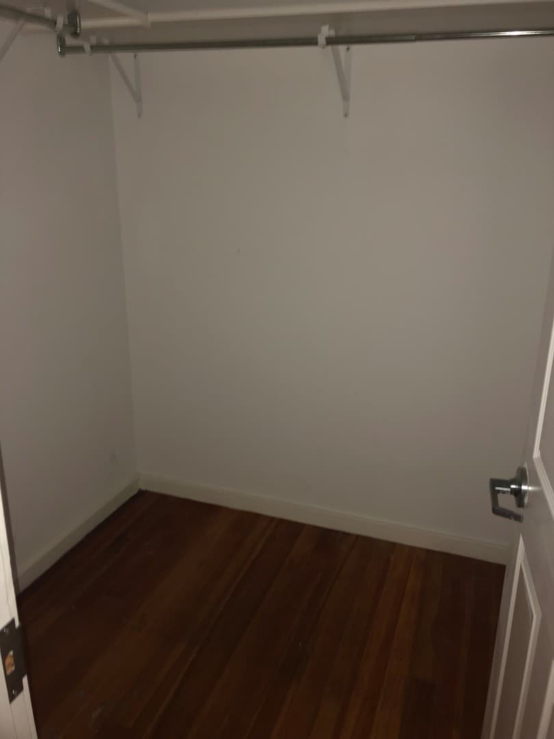 El Paso Apartment: 120 S. Stanton St.