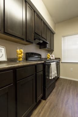 El Paso Apartment: 500 S Yarbrough Drive