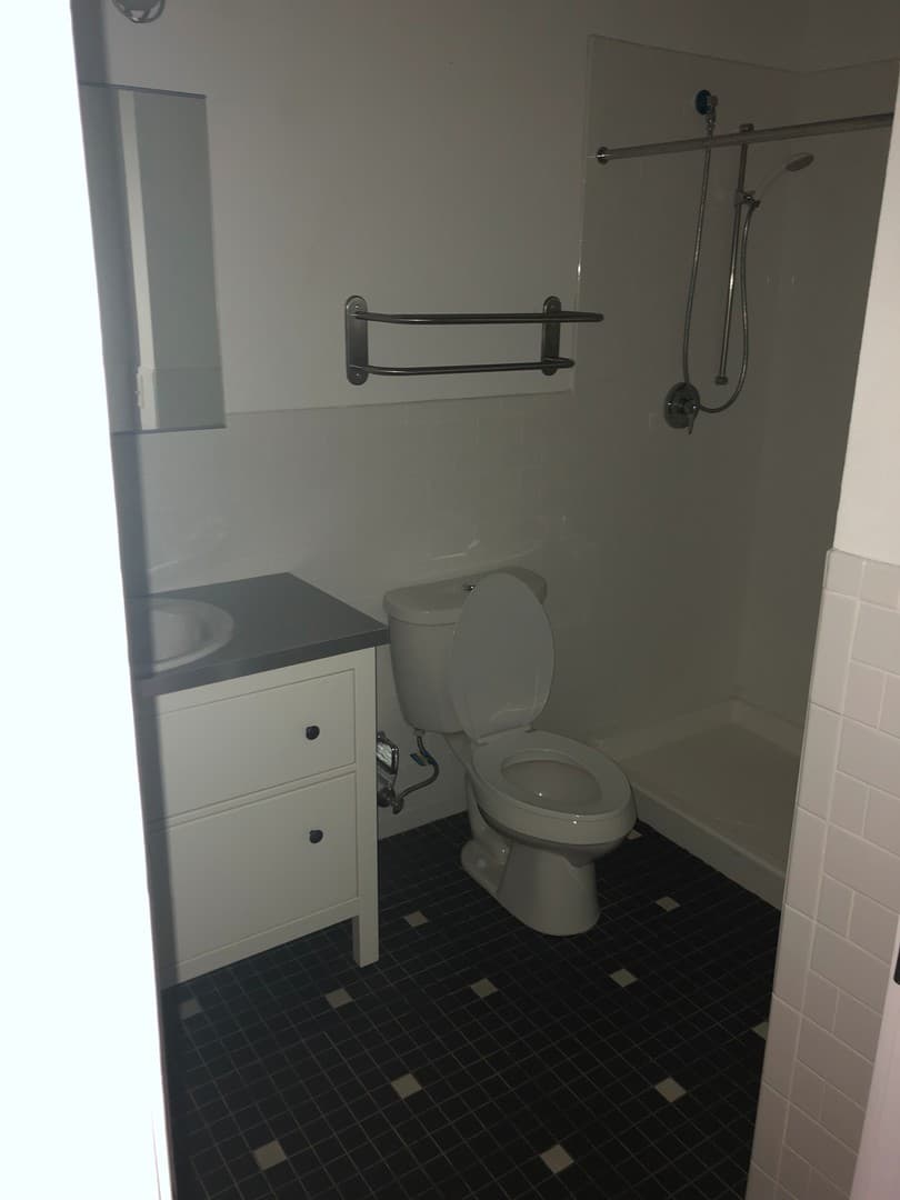 El Paso Apartment: 120 S. Stanton St.