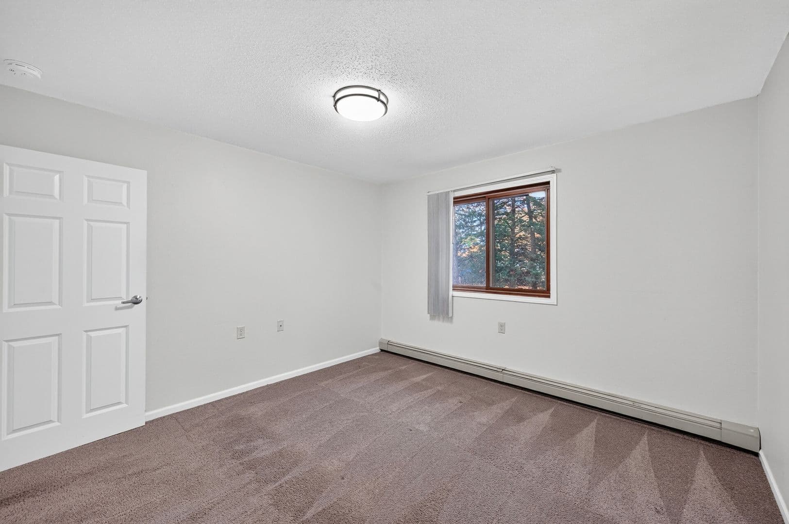 North Branch Apartment: 6188 Pecan Street