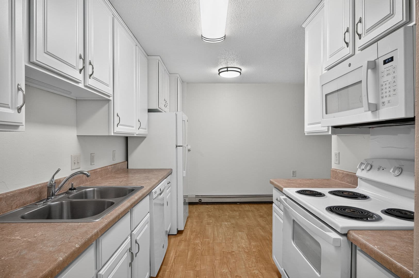 North Branch Apartment: 6188 Pecan Street