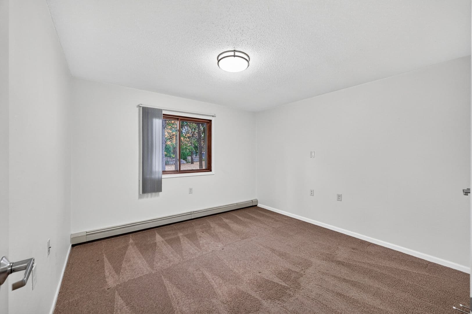 North Branch Apartment: 6188 Pecan Street