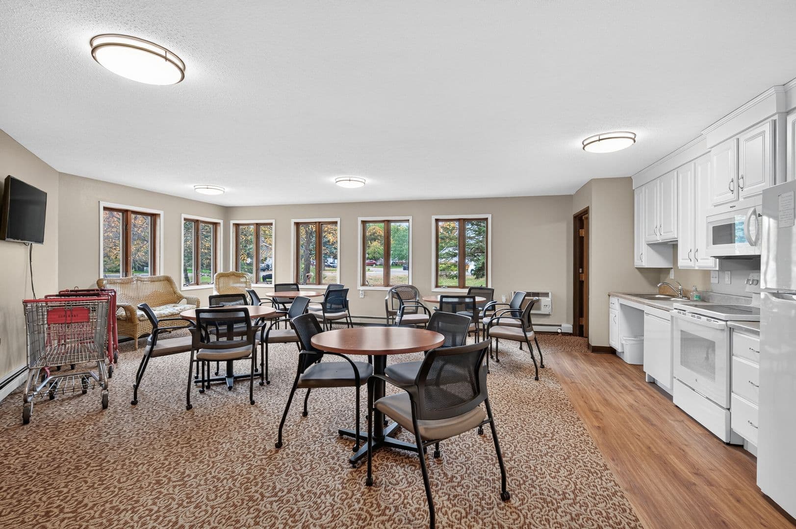 North Branch Apartment: 6188 Pecan Street
