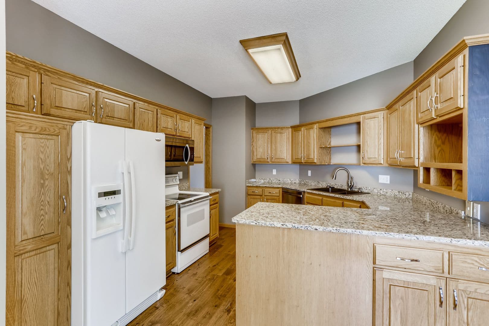 Lino Lakes House: 1510 Pheasant Hills Drive