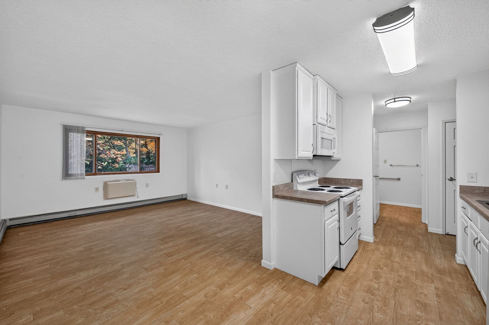 North Branch Apartment: 6188 Pecan Street