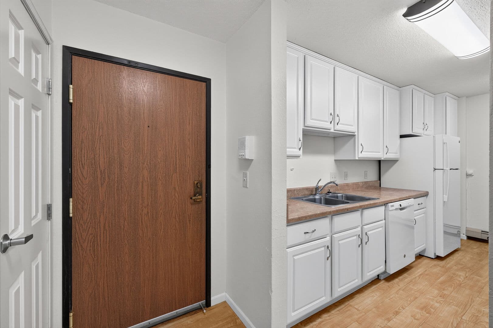 North Branch Apartment: 6188 Pecan Street