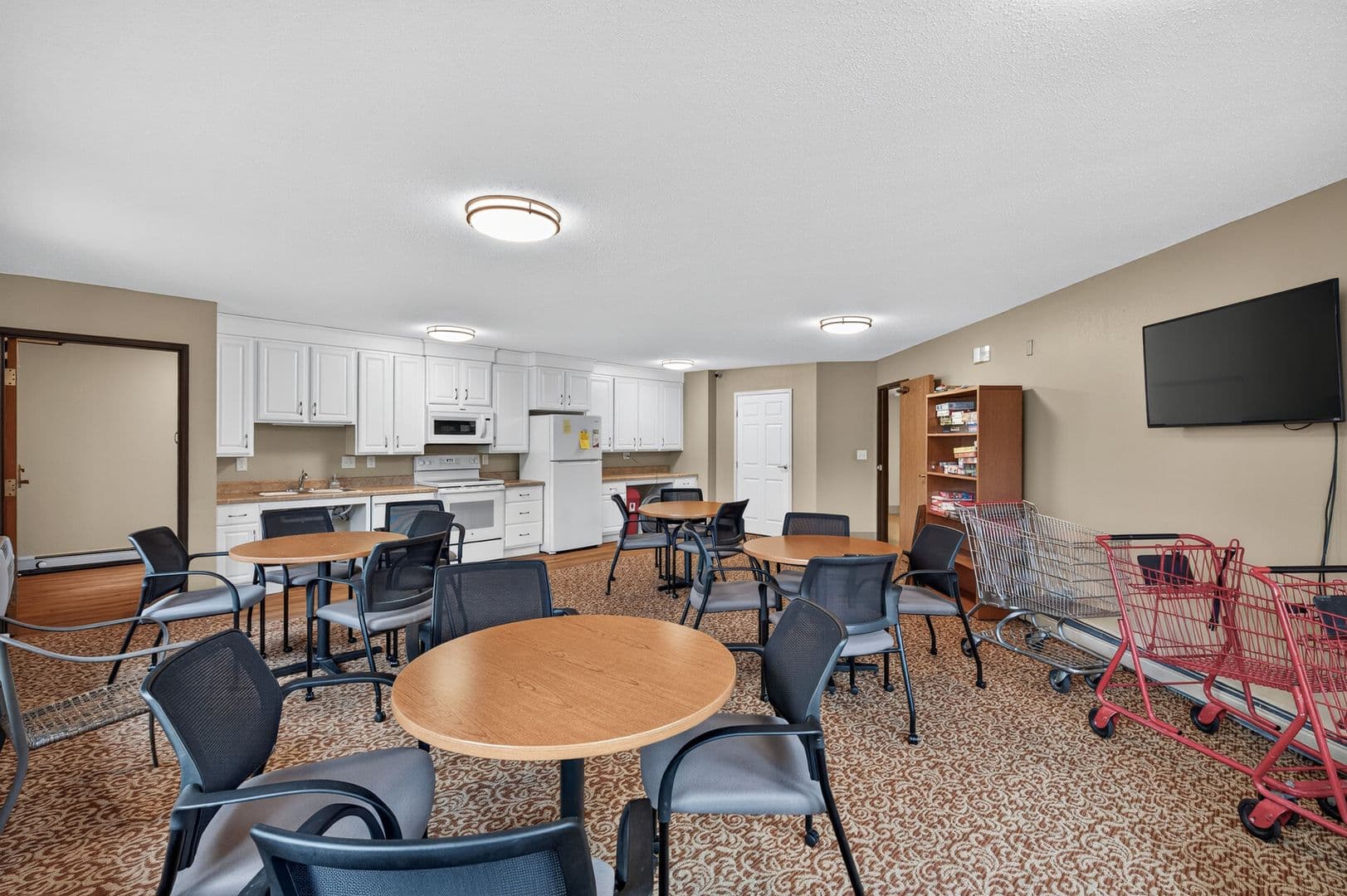 North Branch Apartment: 6188 Pecan Street