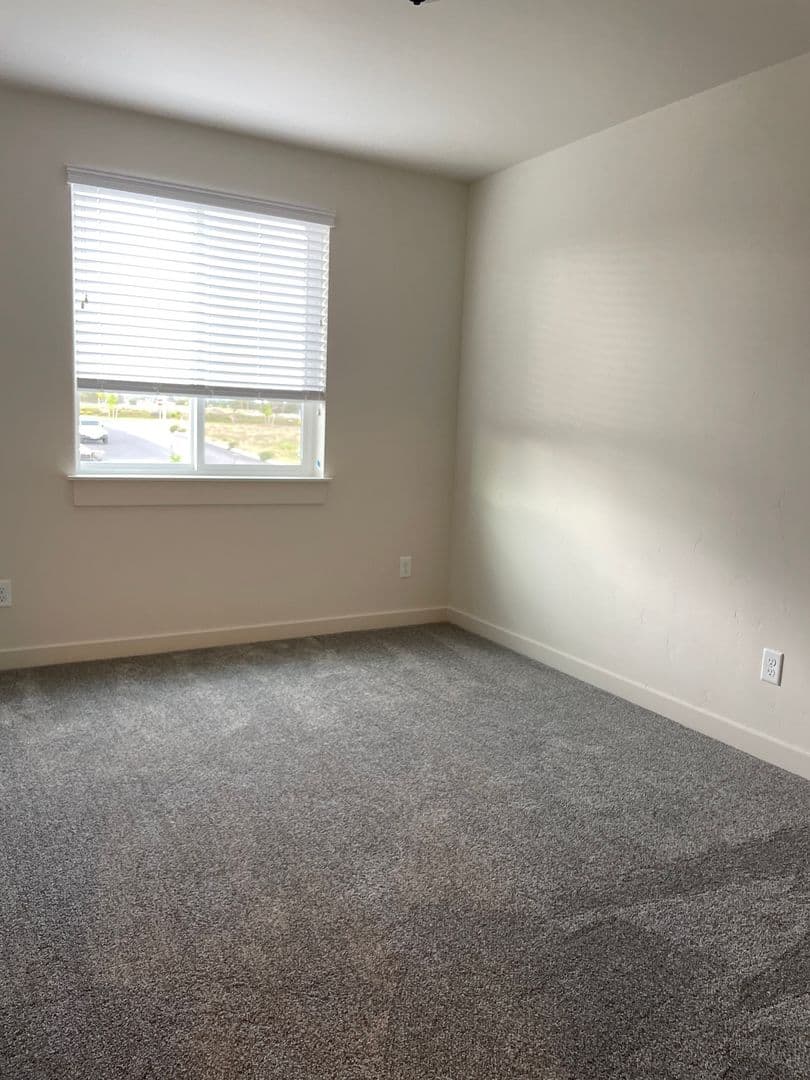 Redmond Townhome: 2598 NW Spruce Cone Lane