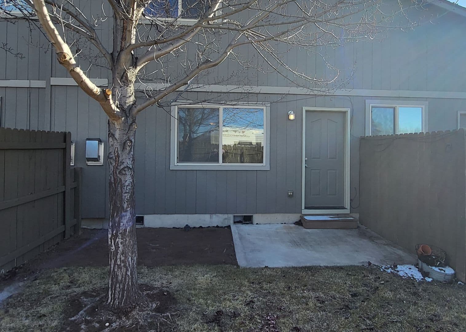 Redmond Townhome: 2012-2038 SW Salmon Ave
