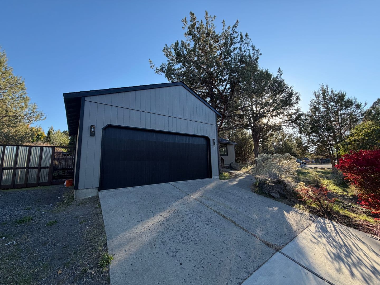 Bend House: 2741 NE Laramie Way