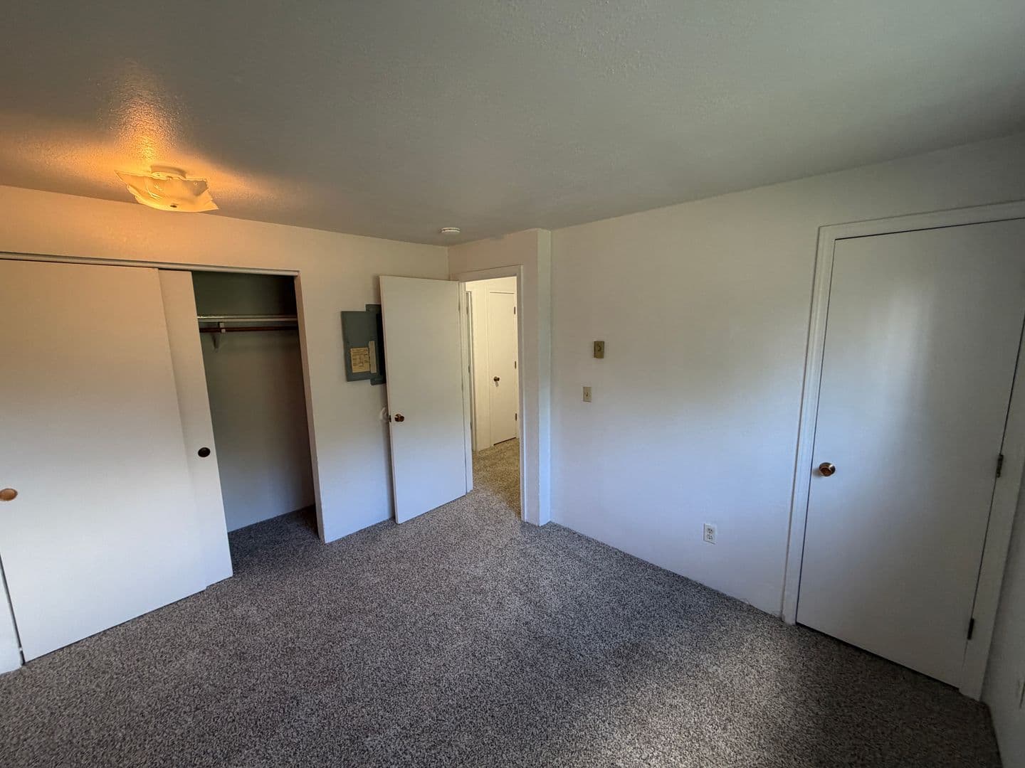 Prineville Apartment: 535 NW 5th Street #1 - 5