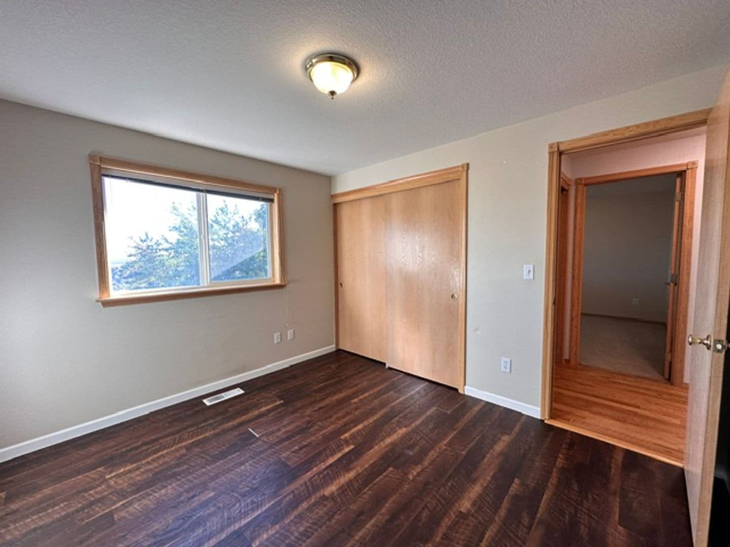 Redmond House: 3713 SW Volcano Ave
