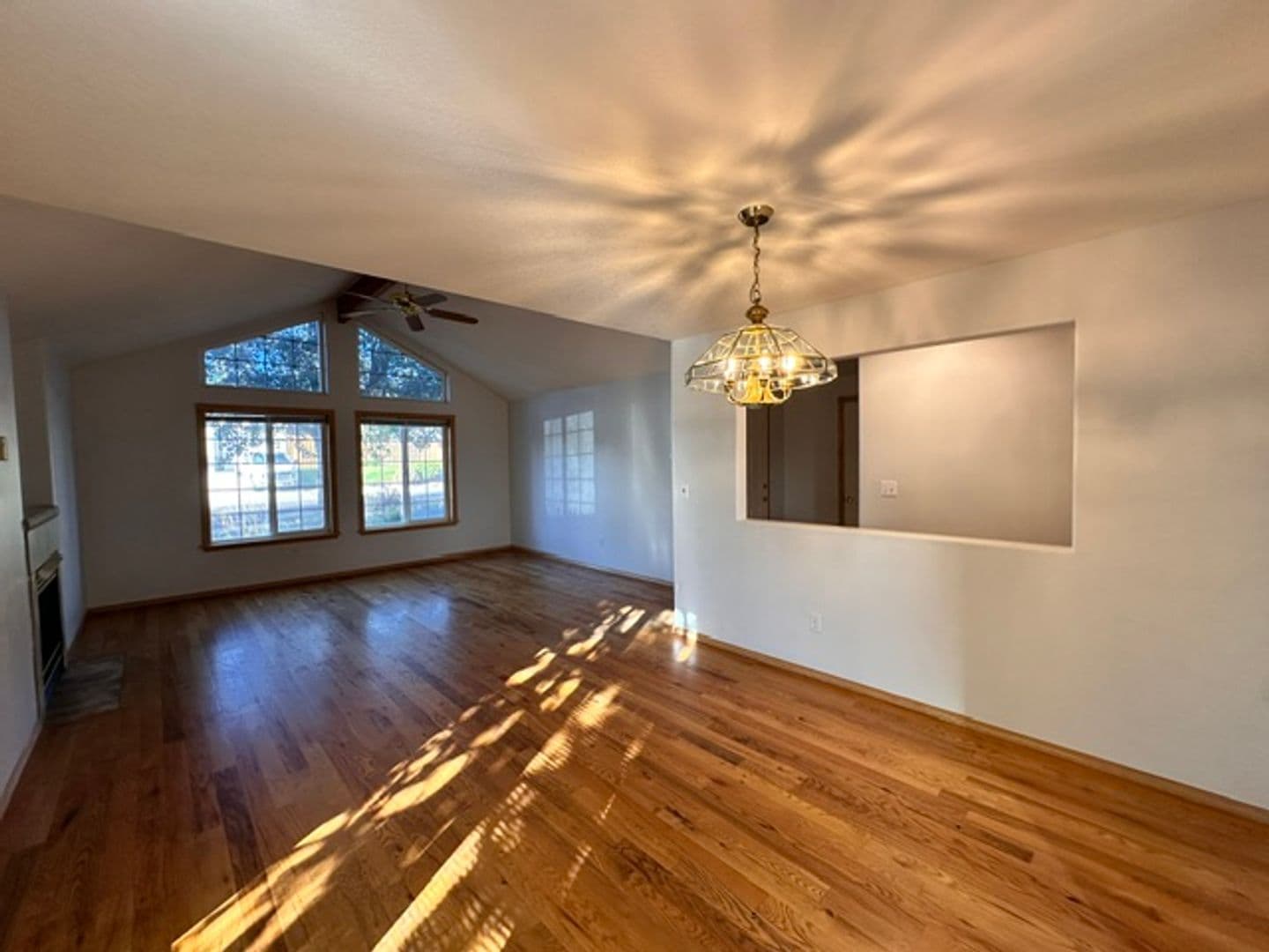 Redmond House: 3713 SW Volcano Ave
