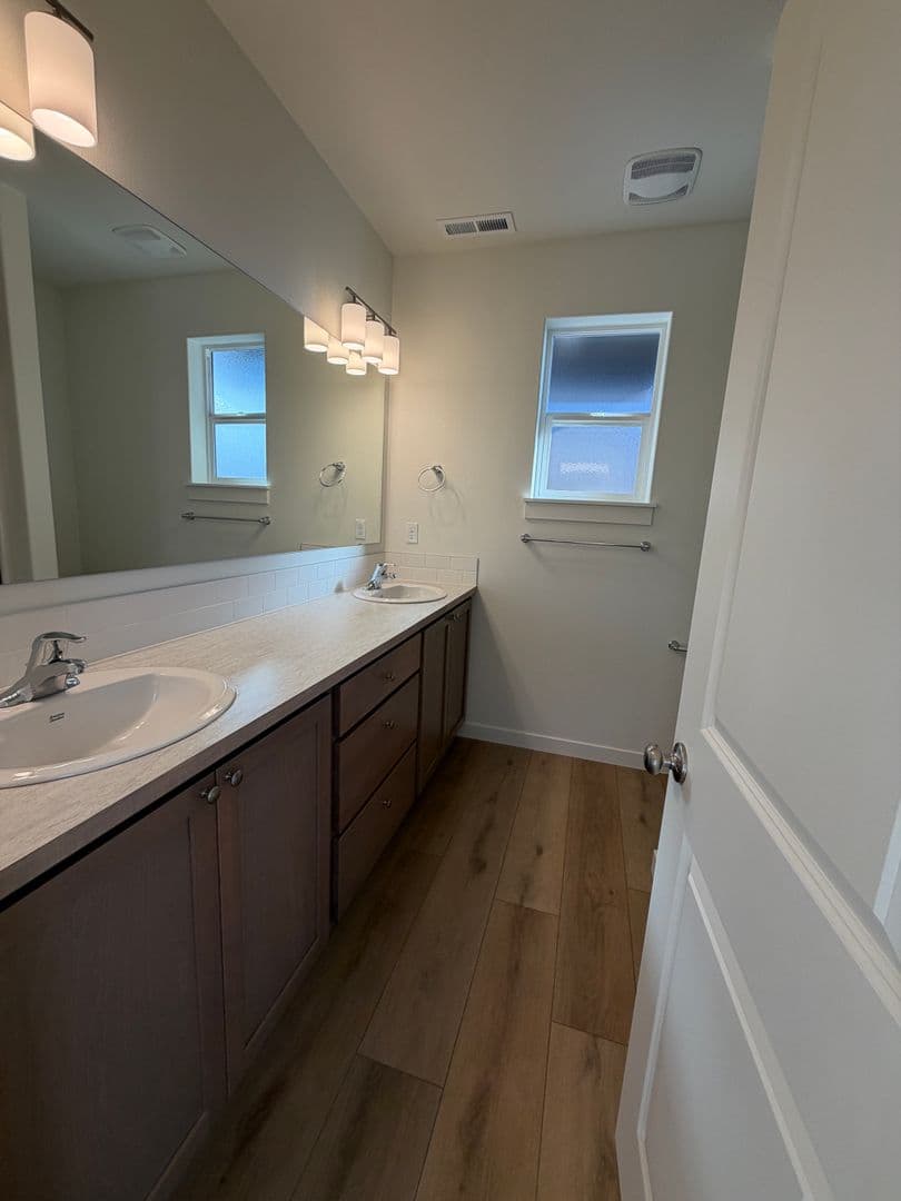 Bend House: 61077 NE Unity Place