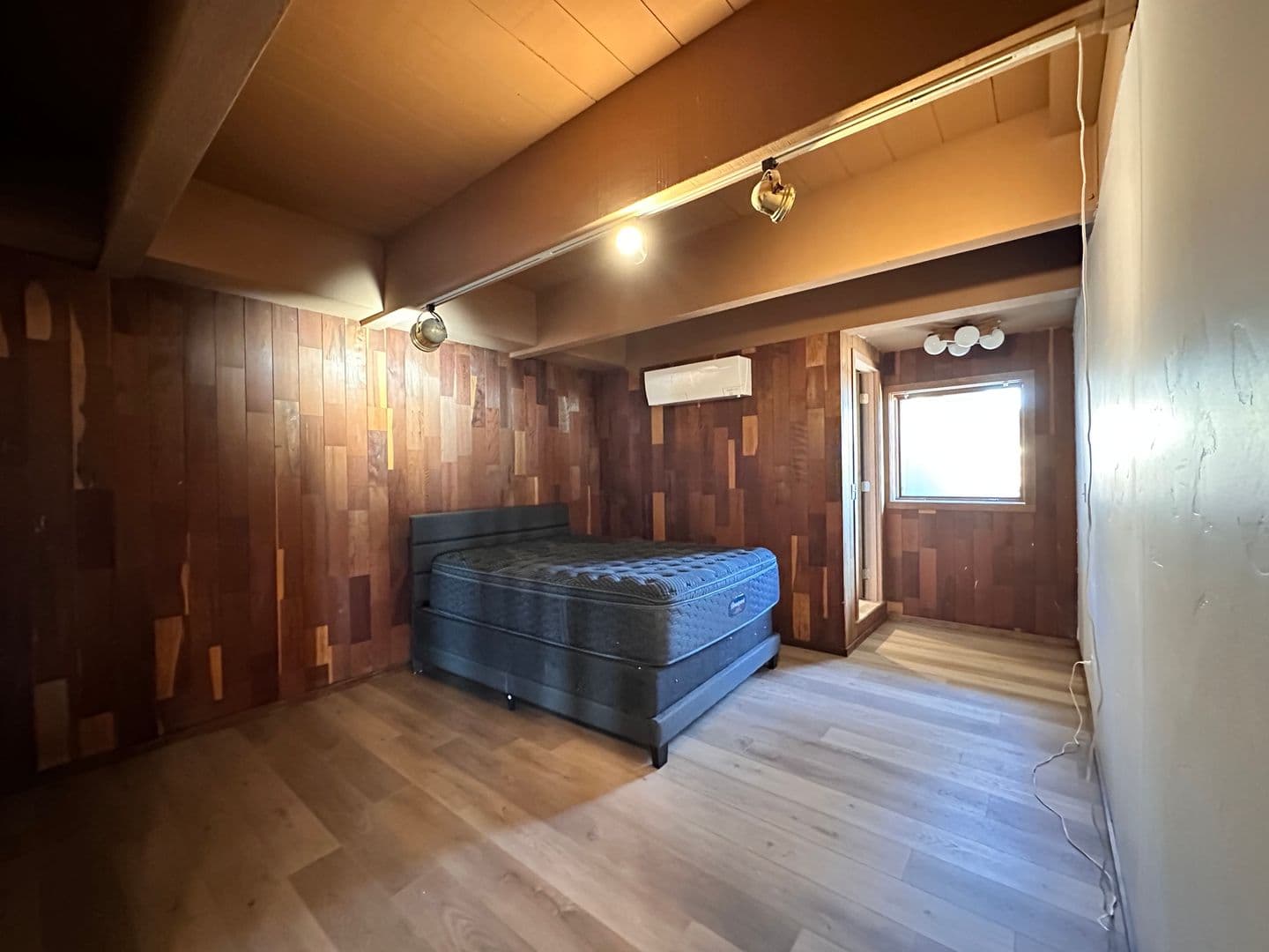 Culver House: 10747 SW Mintken Road