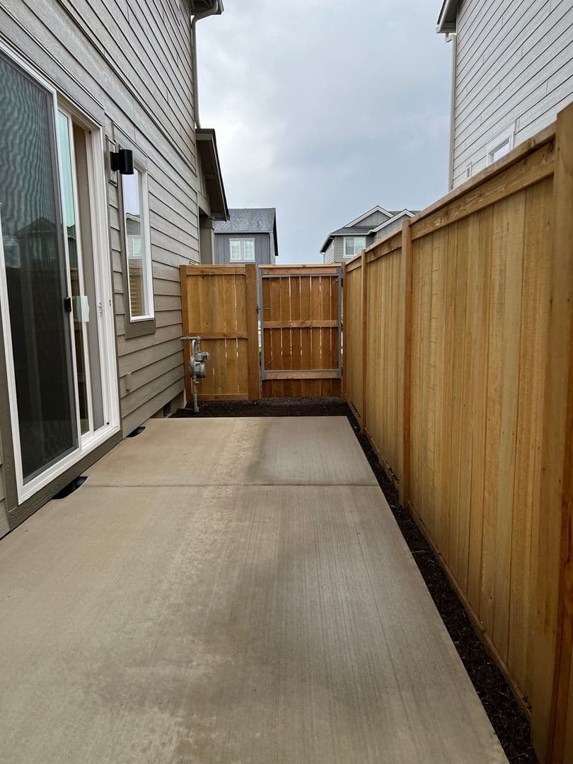 Redmond Townhome: 2542 NW Spruce Cone Lane
