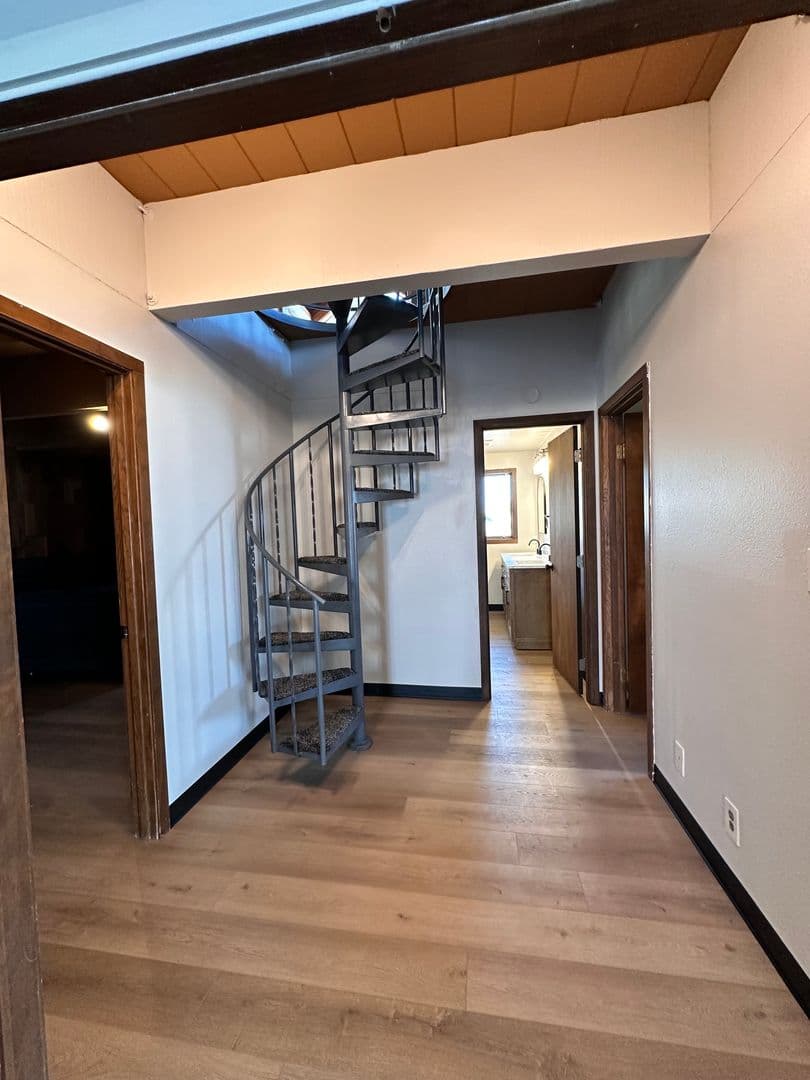 Culver House: 10747 SW Mintken Road