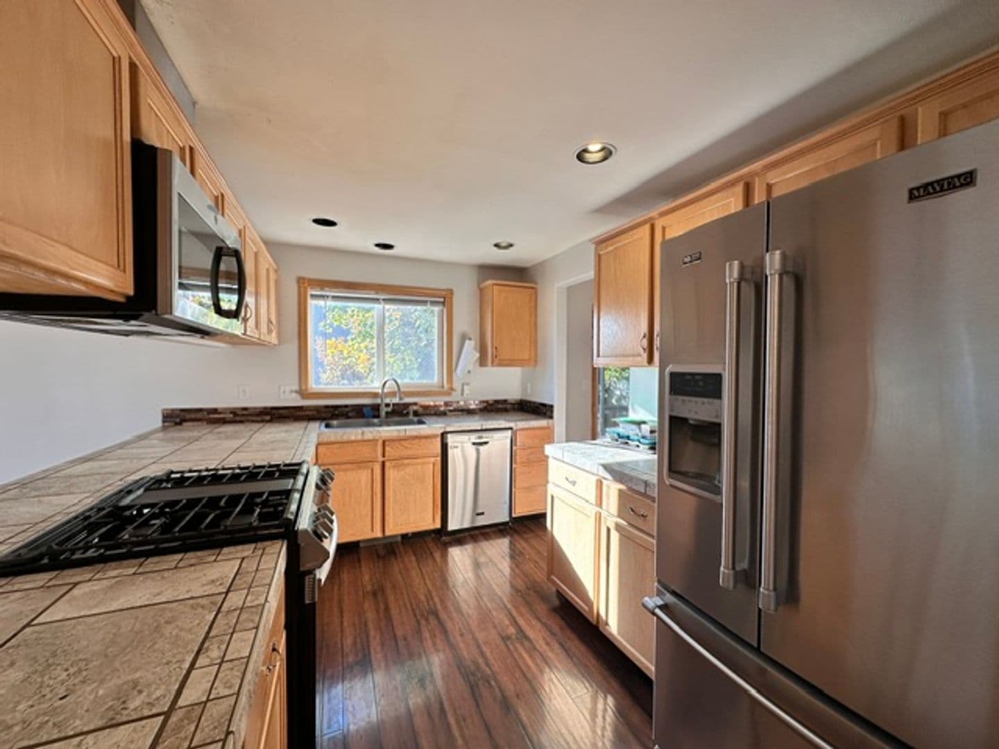 Redmond House: 3713 SW Volcano Ave