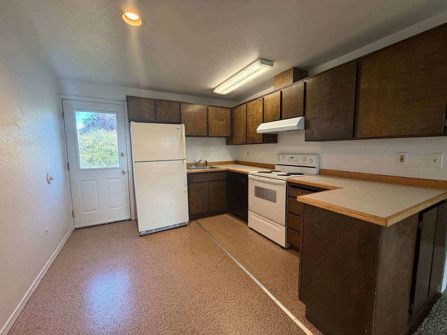 Prineville Apartment: 535 NW 5th Street #1 - 5