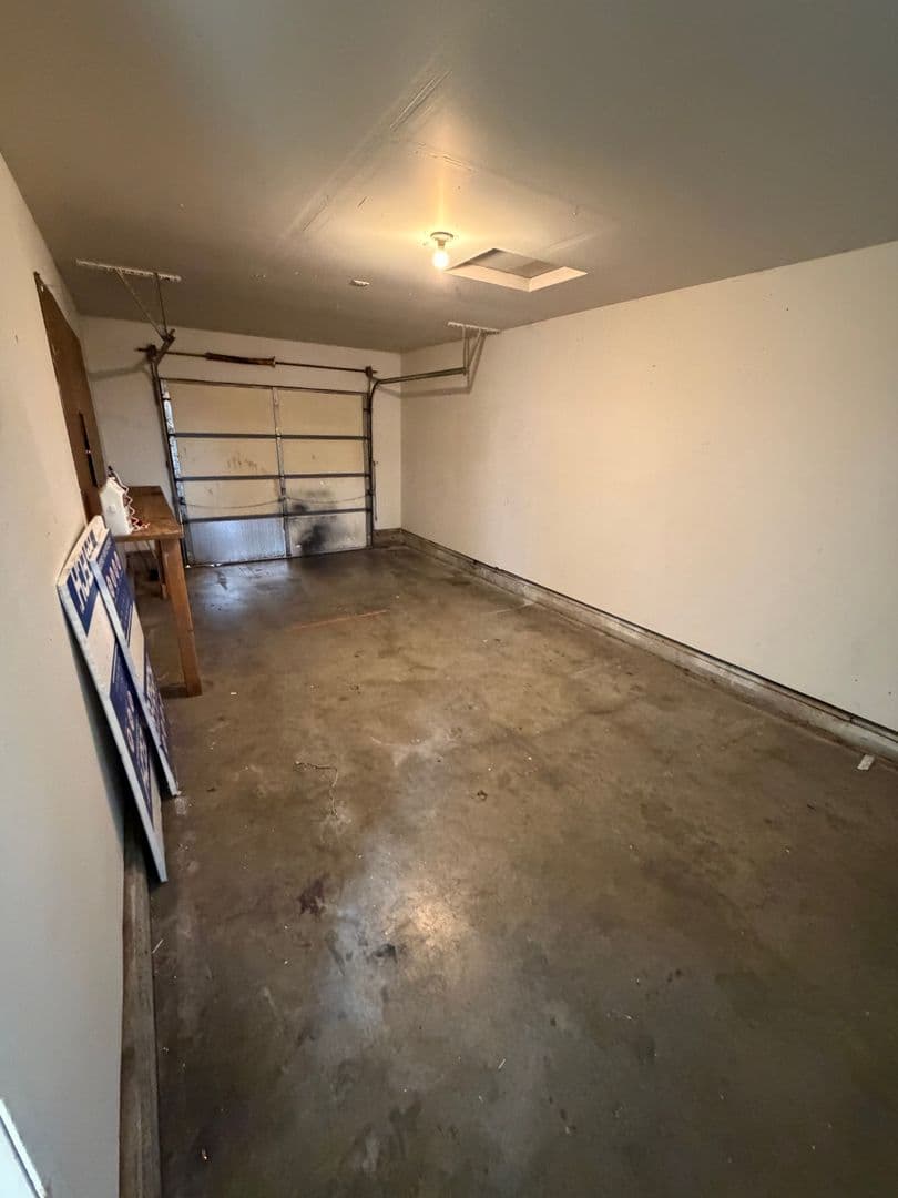 Redmond Townhome: 2053 SW Timber Ave