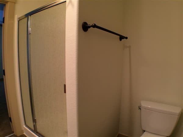 Redmond Multiplex: 2930-2932 SW Juniper Avenue