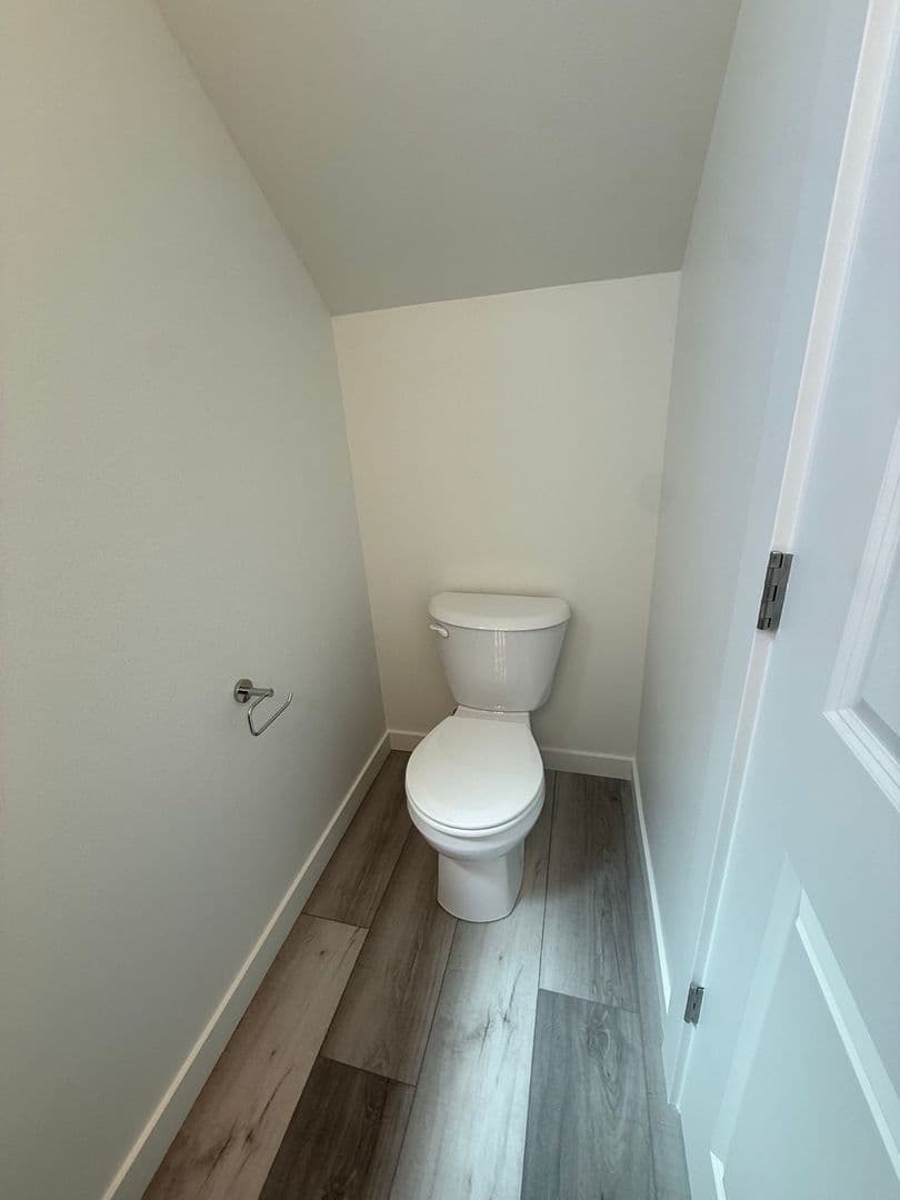 Bend House: 61073 NE Unity Place