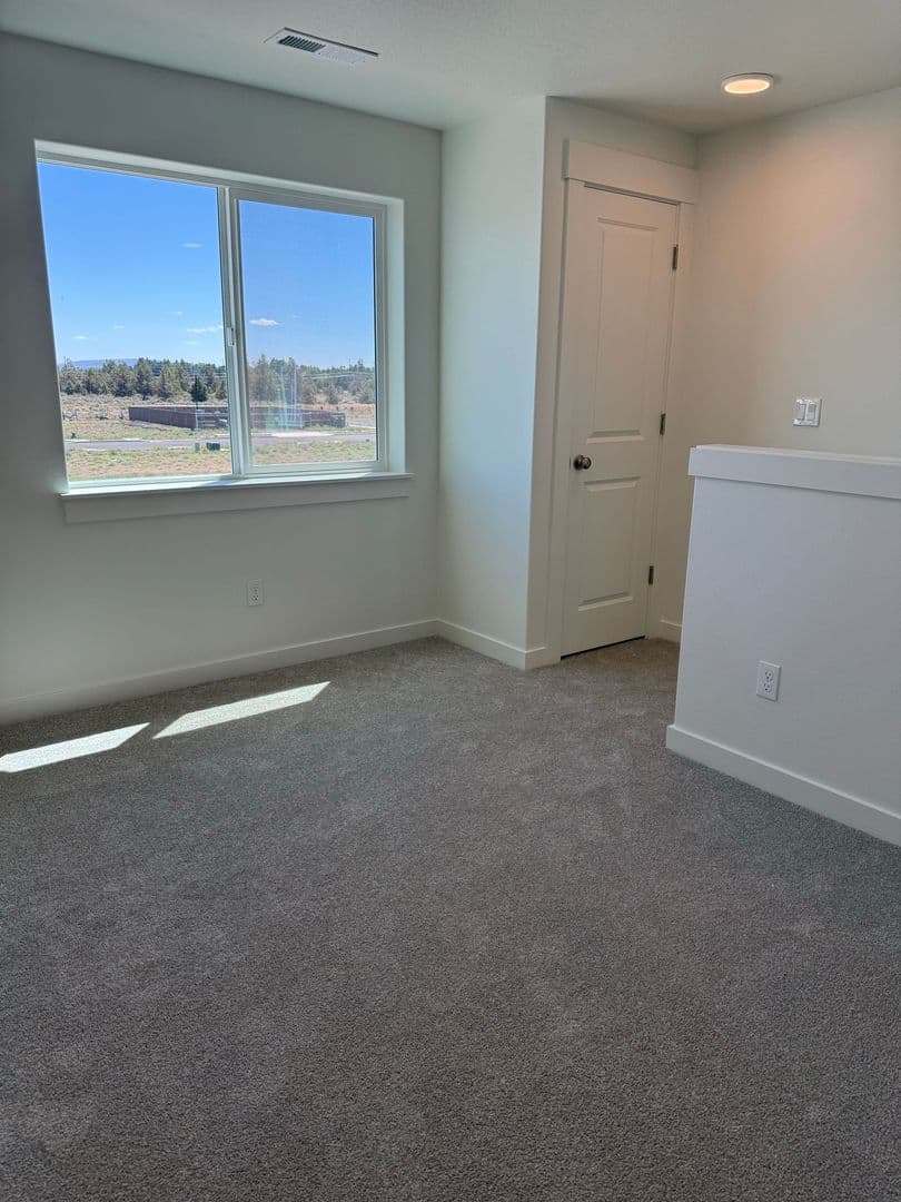 Bend House: 61073 NE Unity Place