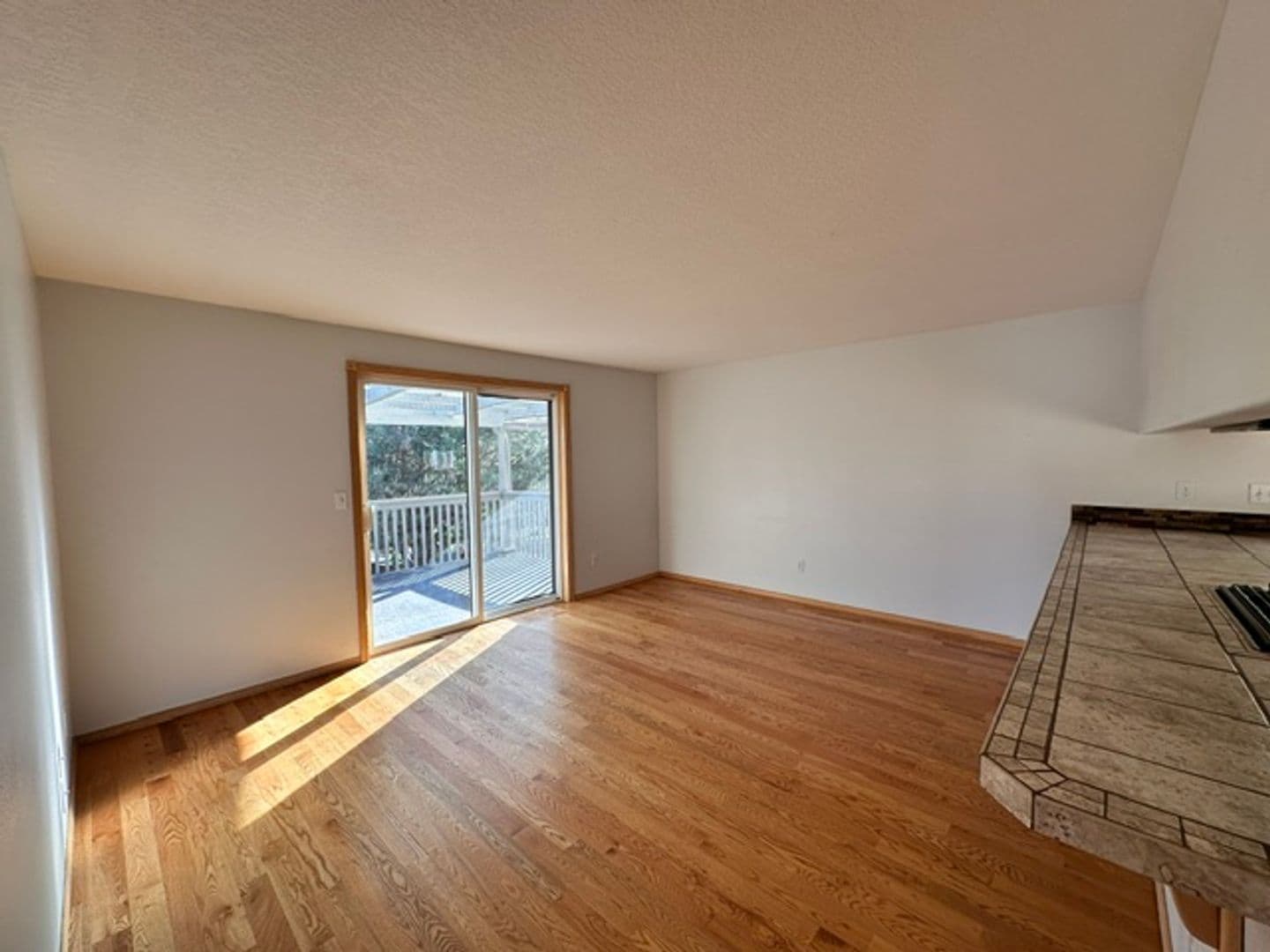 Redmond House: 3713 SW Volcano Ave
