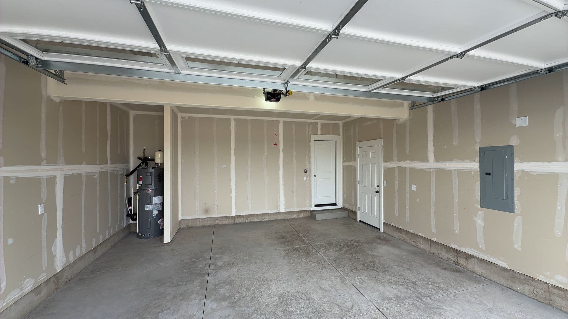 Bend House: 61077 NE Unity Place