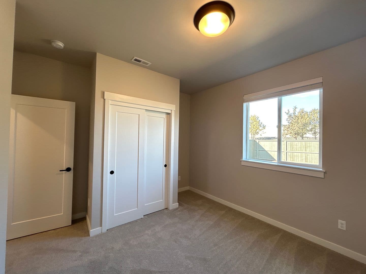 Bend Townhome: 20681 SE Iron Horse Ln